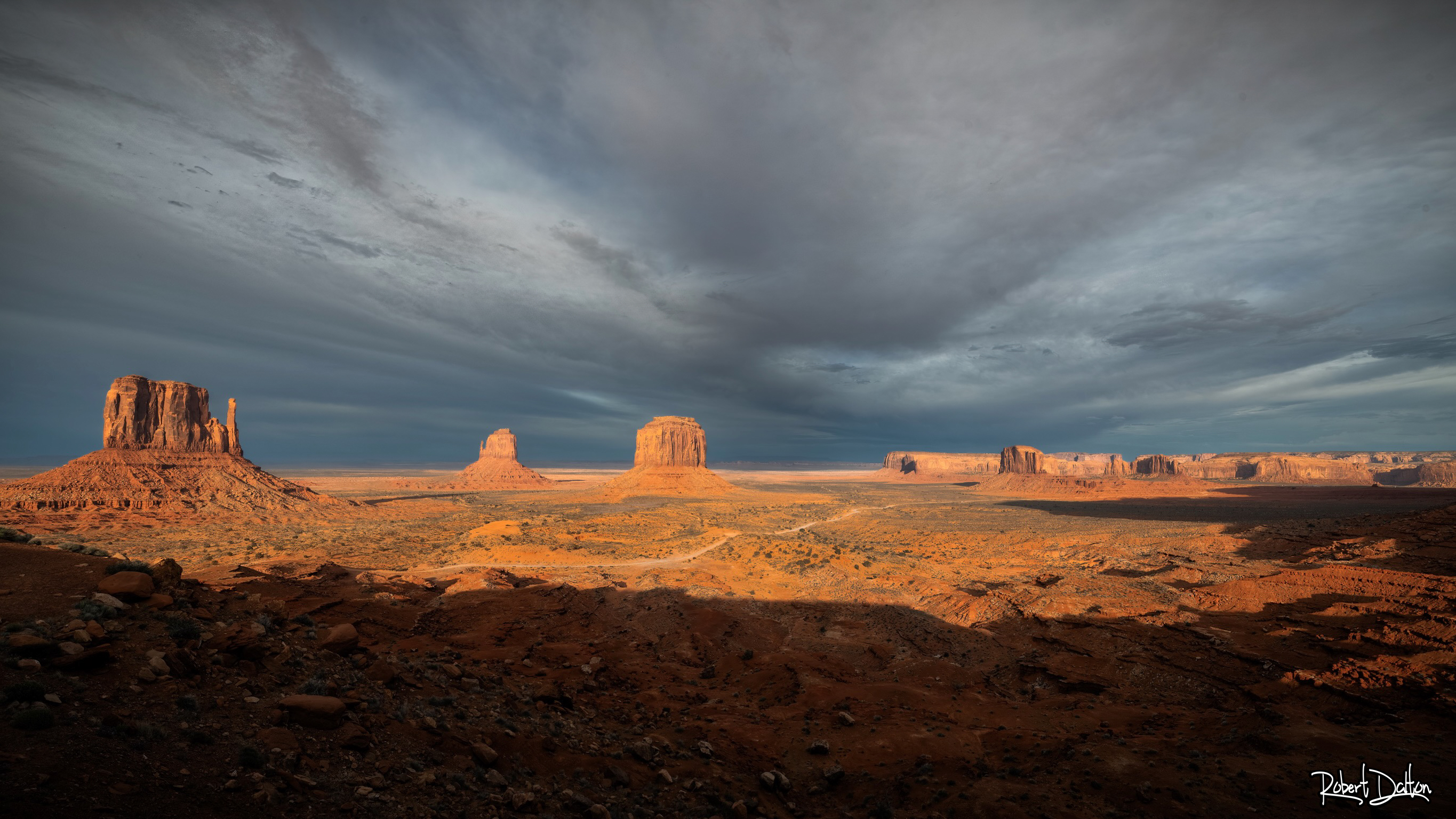 Sonnenuntergang im Monument Valley, Arizona