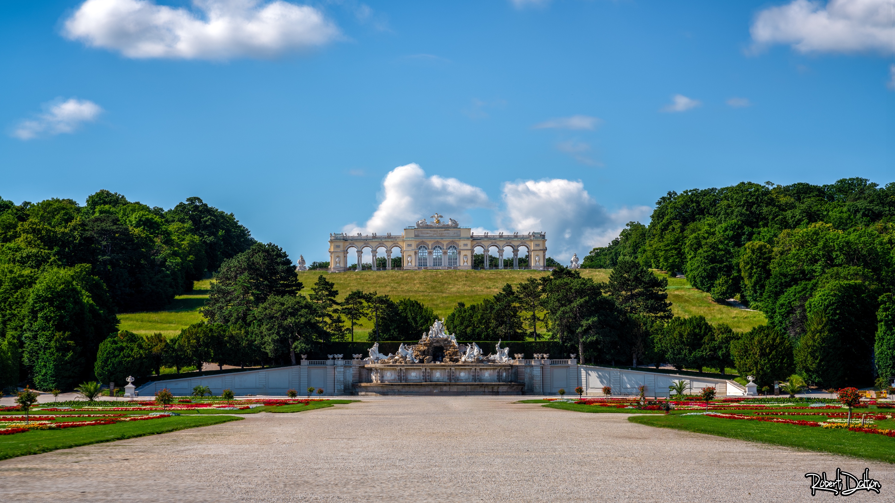 Gloriette und Neptunbrunnen